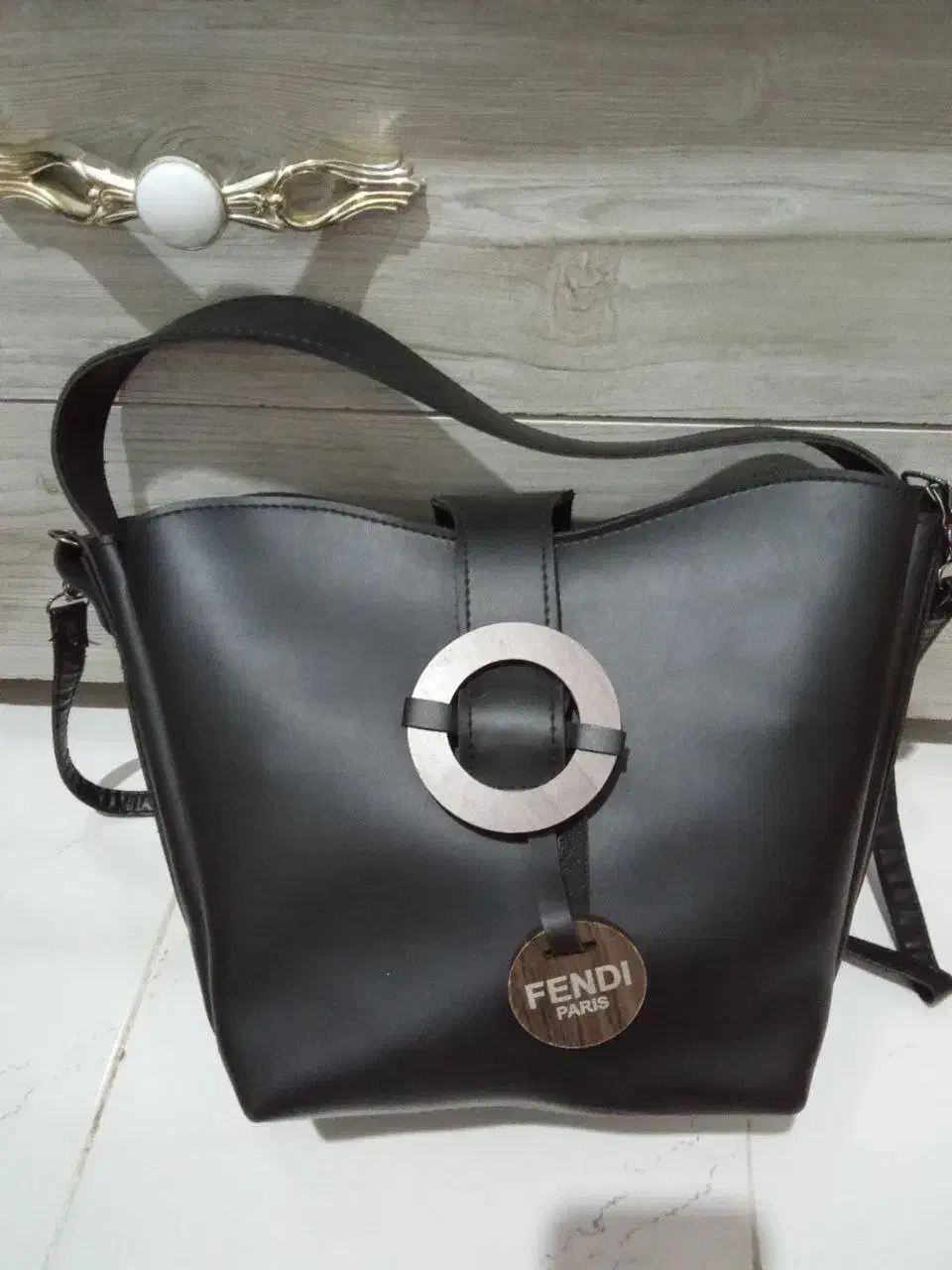 لباس و غیره|لباس|تربت جام, مطهری|دیوار