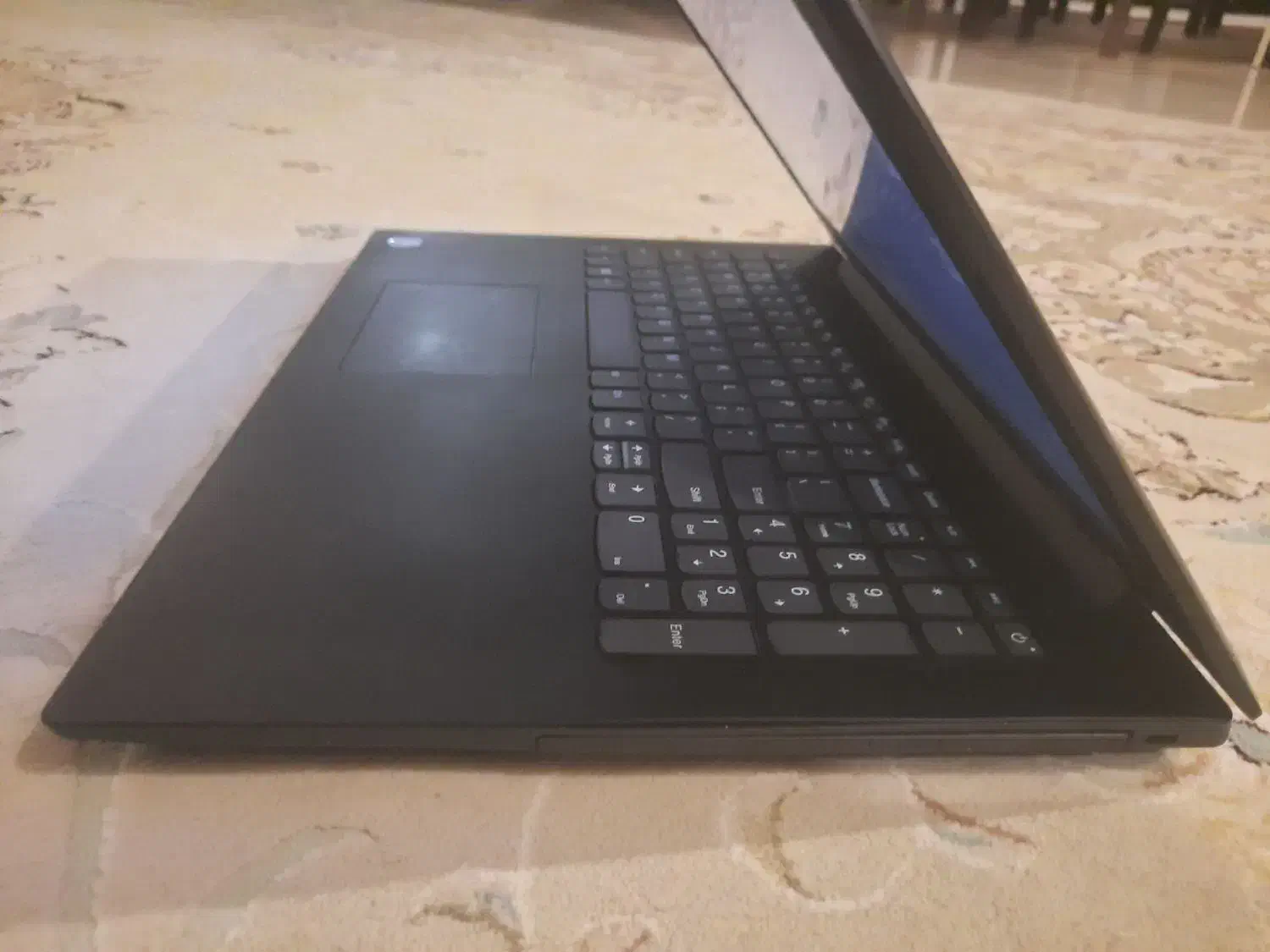 لنوو نسلi3-8 رم4ddr4هاردssd128گرافیک اینتلtype c|رایانه همراه|شیراز, رحمت‌آباد|دیوار