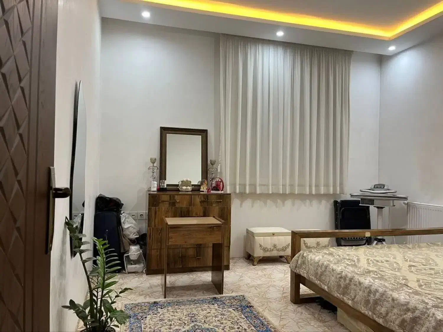 آپارتمان ۱۰۰ متری تک واحدی ( استثنائی)|فروش آپارتمان|مشهد, استاد یوسفی (شهرک غرب)|دیوار