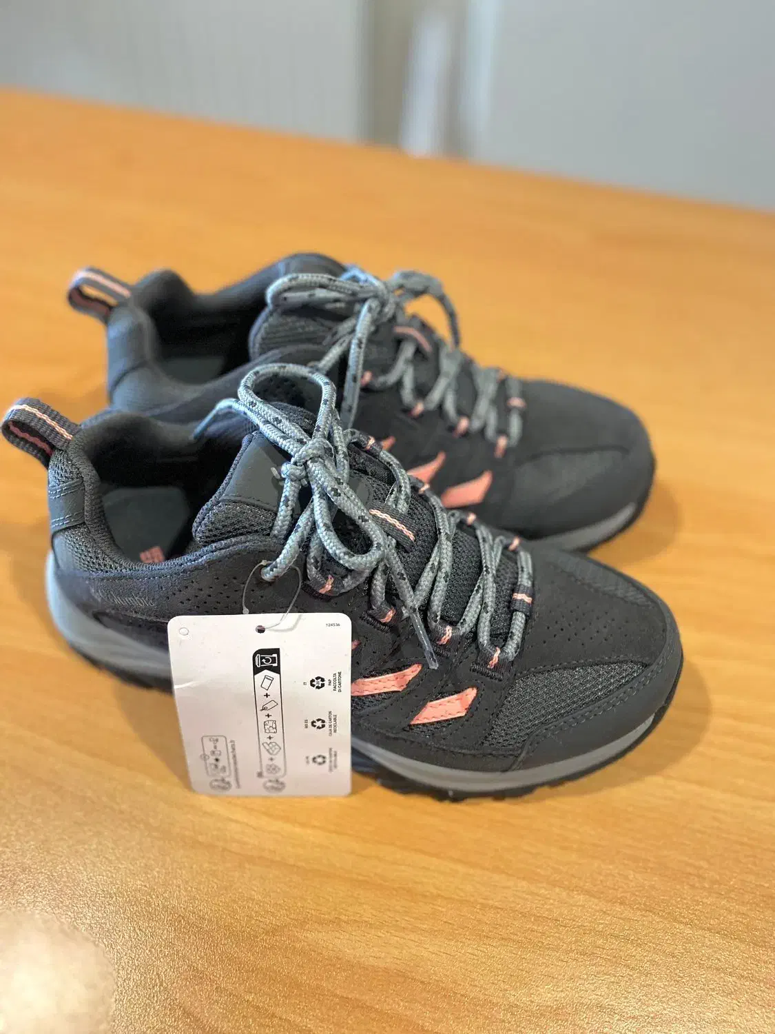 کفش هایکینگ برند کلمبیا اصل|کیف، کفش، کمربند|اصفهان, باغ نگاره|دیوار