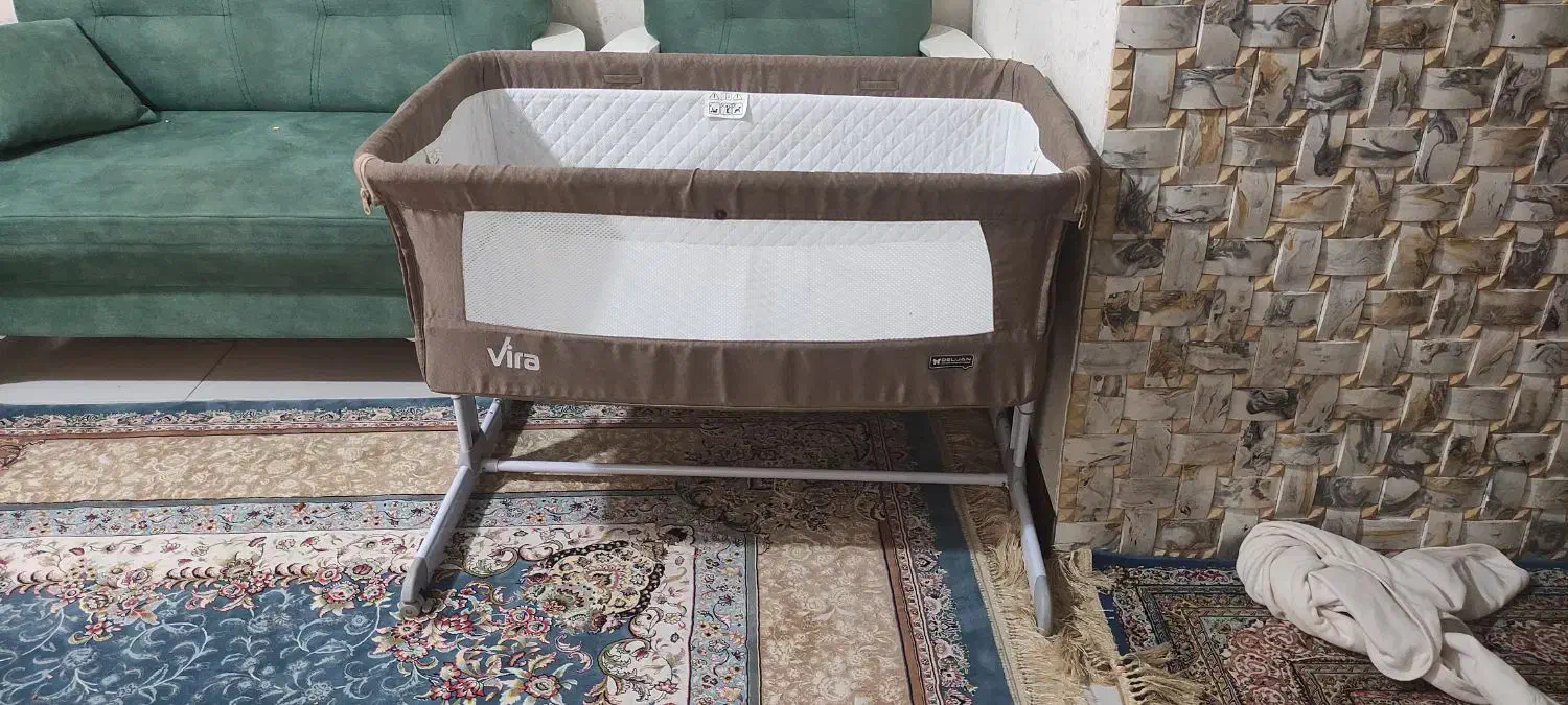 تخت کنار مادر و کریر|تخت و صندلی بچه|اسلام‌شهر, مظفریه|دیوار