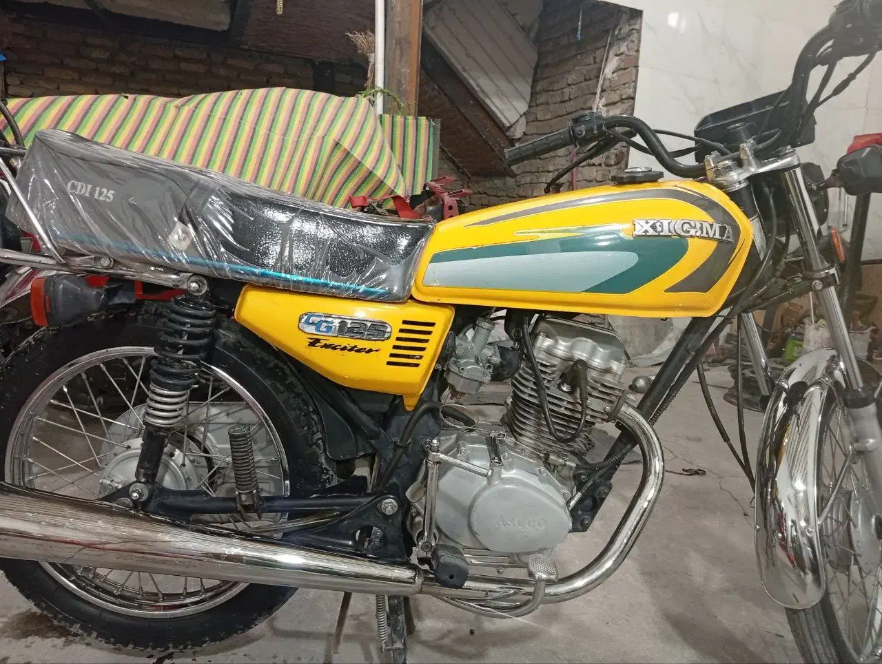 رهرو زیگما|موتورسیکلت|باغستان, |دیوار