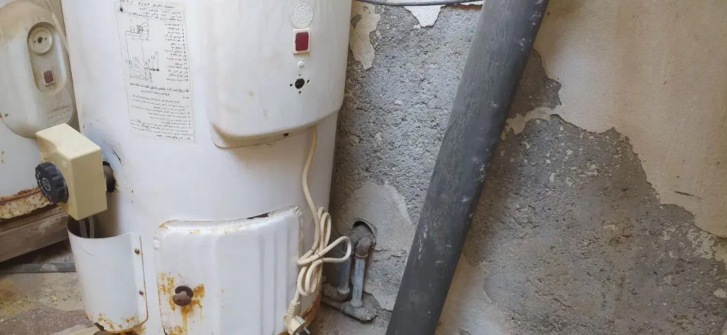 آبگرمکن گازی و برقی مخزن بزرگ|آبگرمکن، پکیج، شوفاژ|خورموج, |دیوار