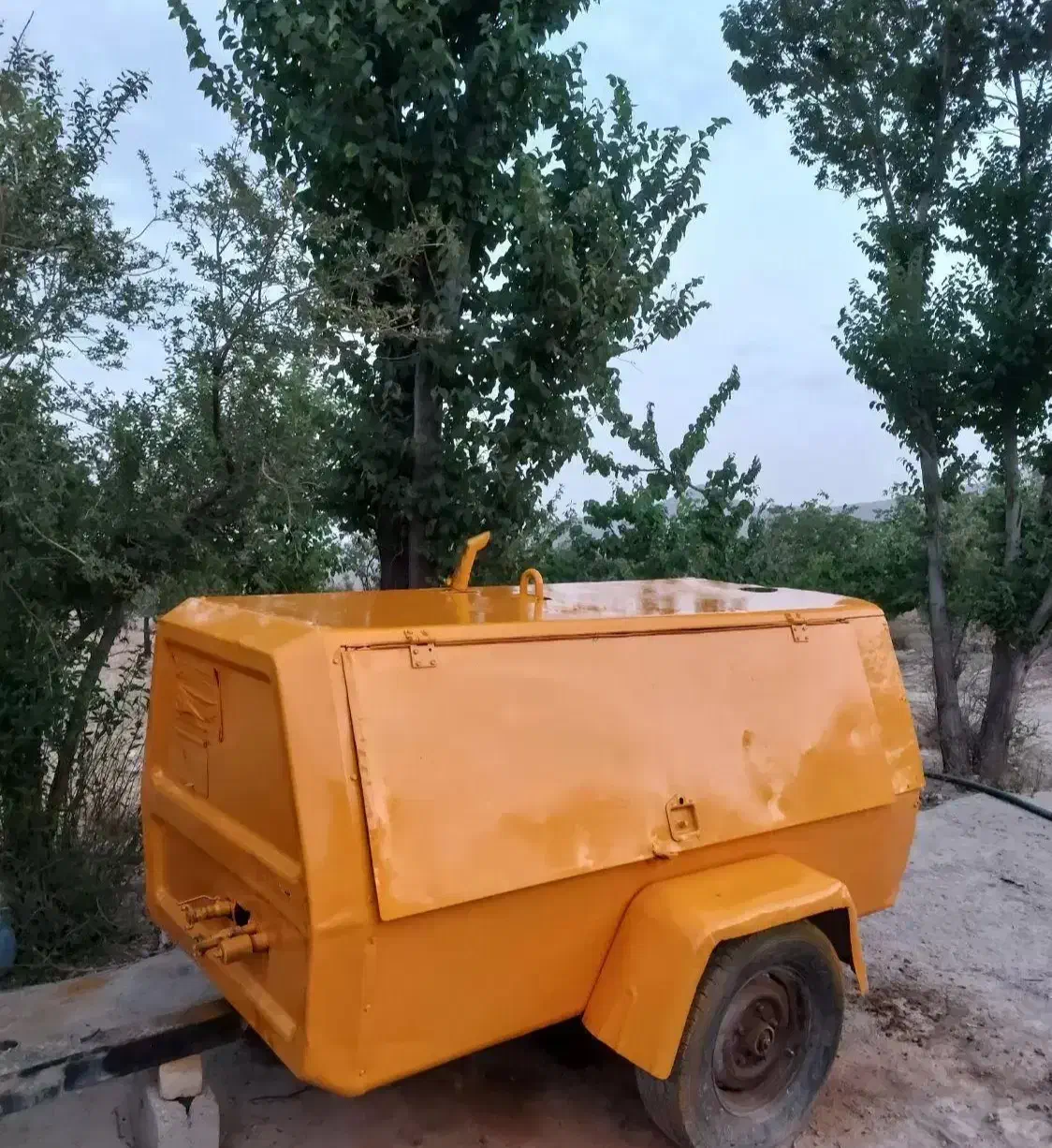 اجاره دهنده انواع کمپرسور بادی|خدمات پیشه و مهارت|ری, شهادت|دیوار