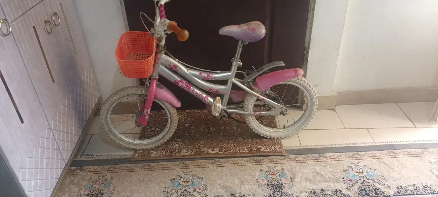 دوعدد دوچرخه پسرانه ودخترانه|دوچرخه، اسکیت، اسکوتر|فردیس, سپید دشت|دیوار