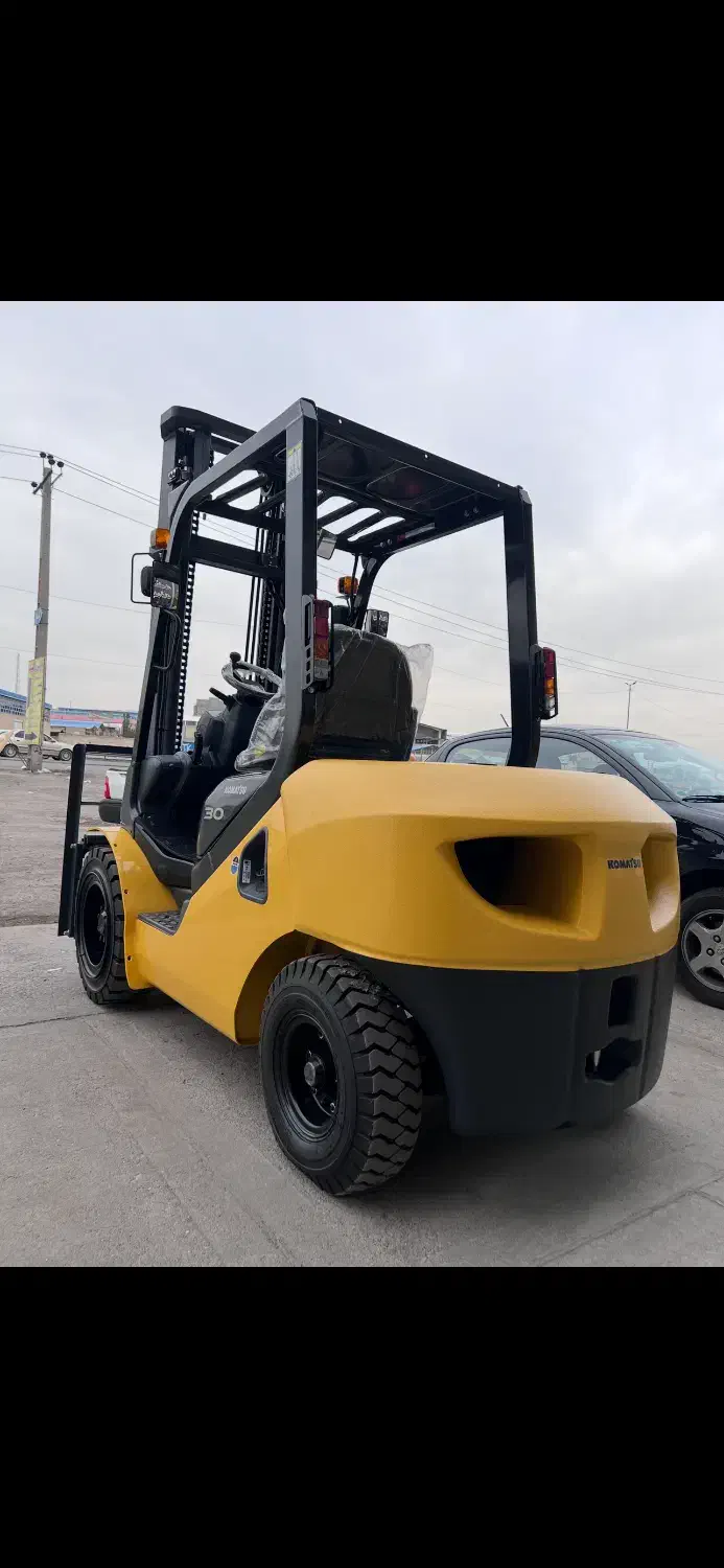 لیفتراک کوماتسو دیزلی مدل 2021|خودرو سنگین|تبریز, |دیوار