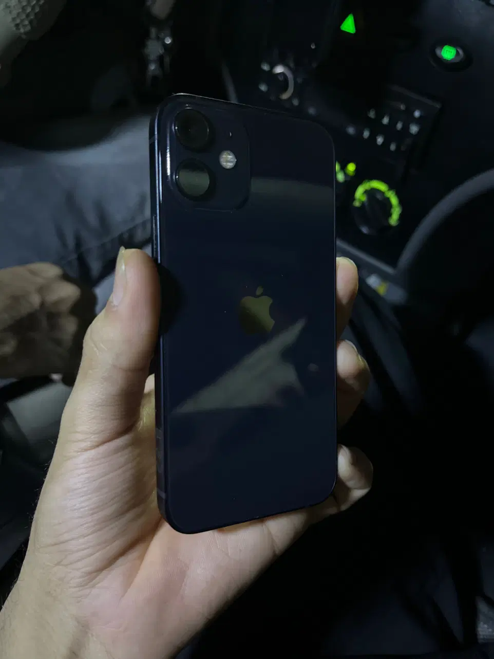 iPhone 12 mini|موبایل|تهران, منیریه|دیوار