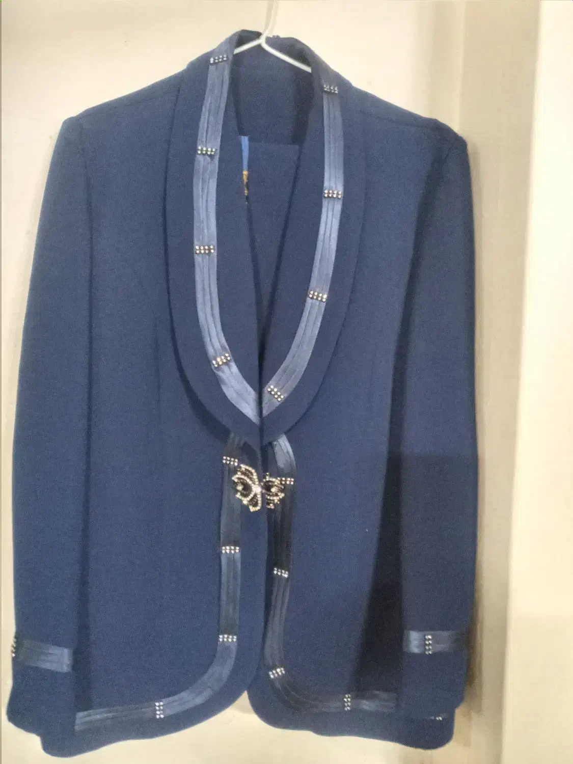 کت دامن|لباس|باقرشهر, |دیوار