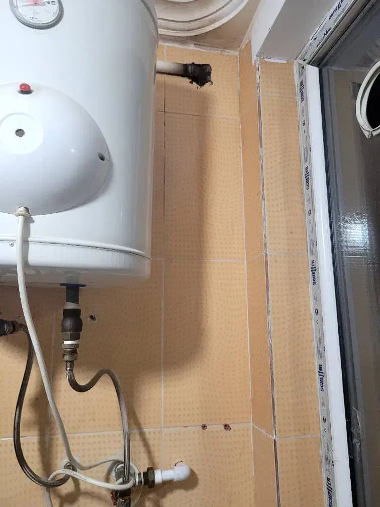 نصب تعمیر آبگرمکن های برقی لوله کشی با تضمین کامل|خدمات پیشه و مهارت|بندرعباس, |دیوار