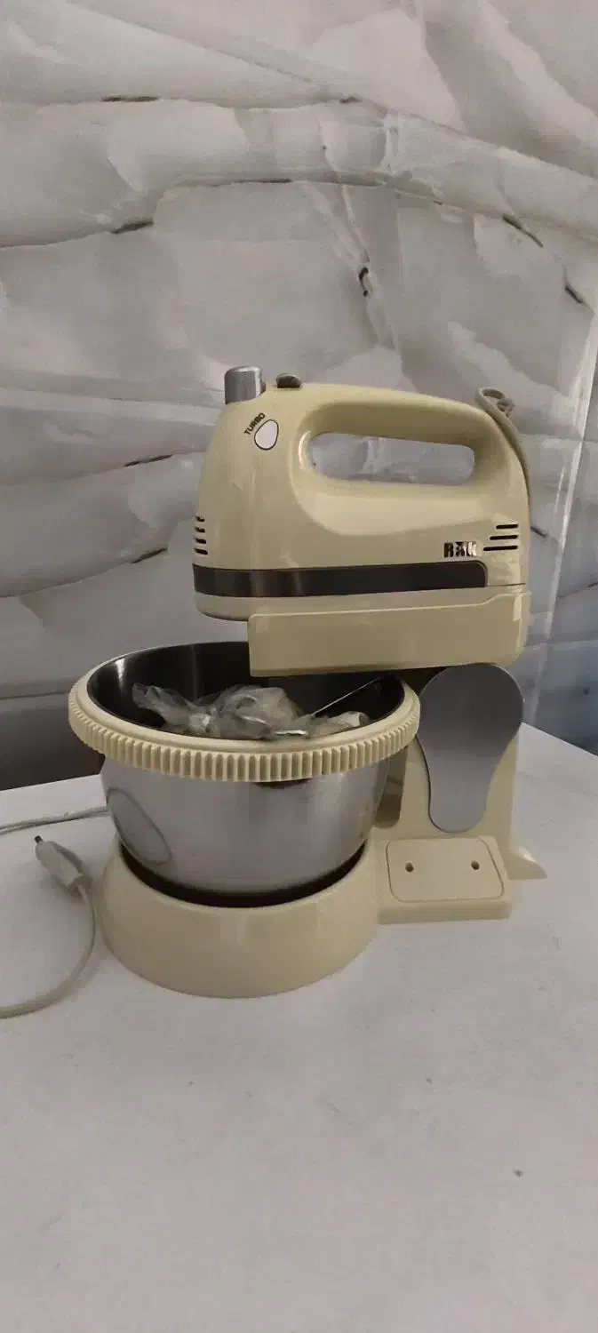 همزن برقی|خردکن، آسیاب، غذاساز|سلماس, |دیوار