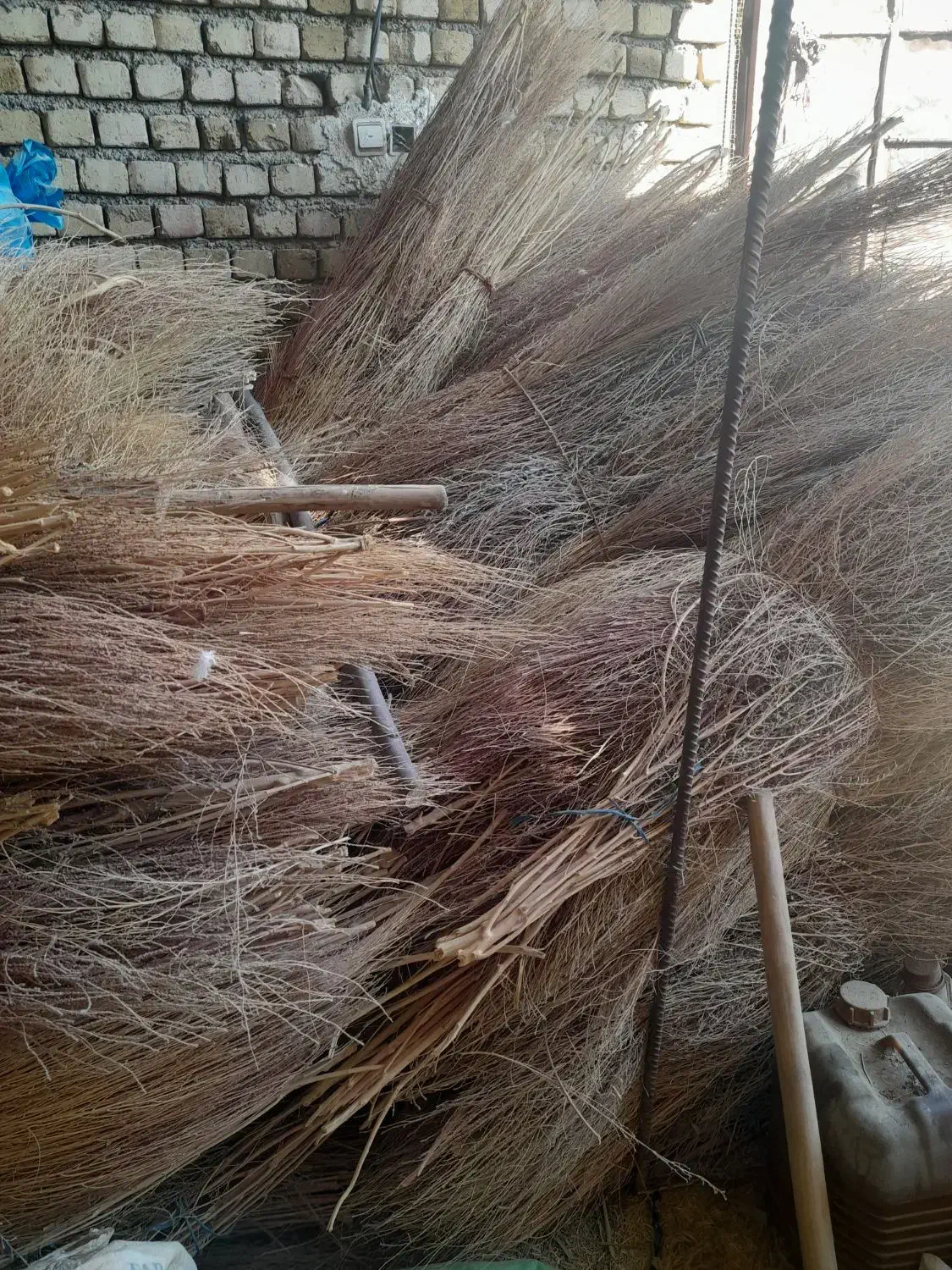 جارو بوته ای|لوازم نظافت|بیرانوند, |دیوار