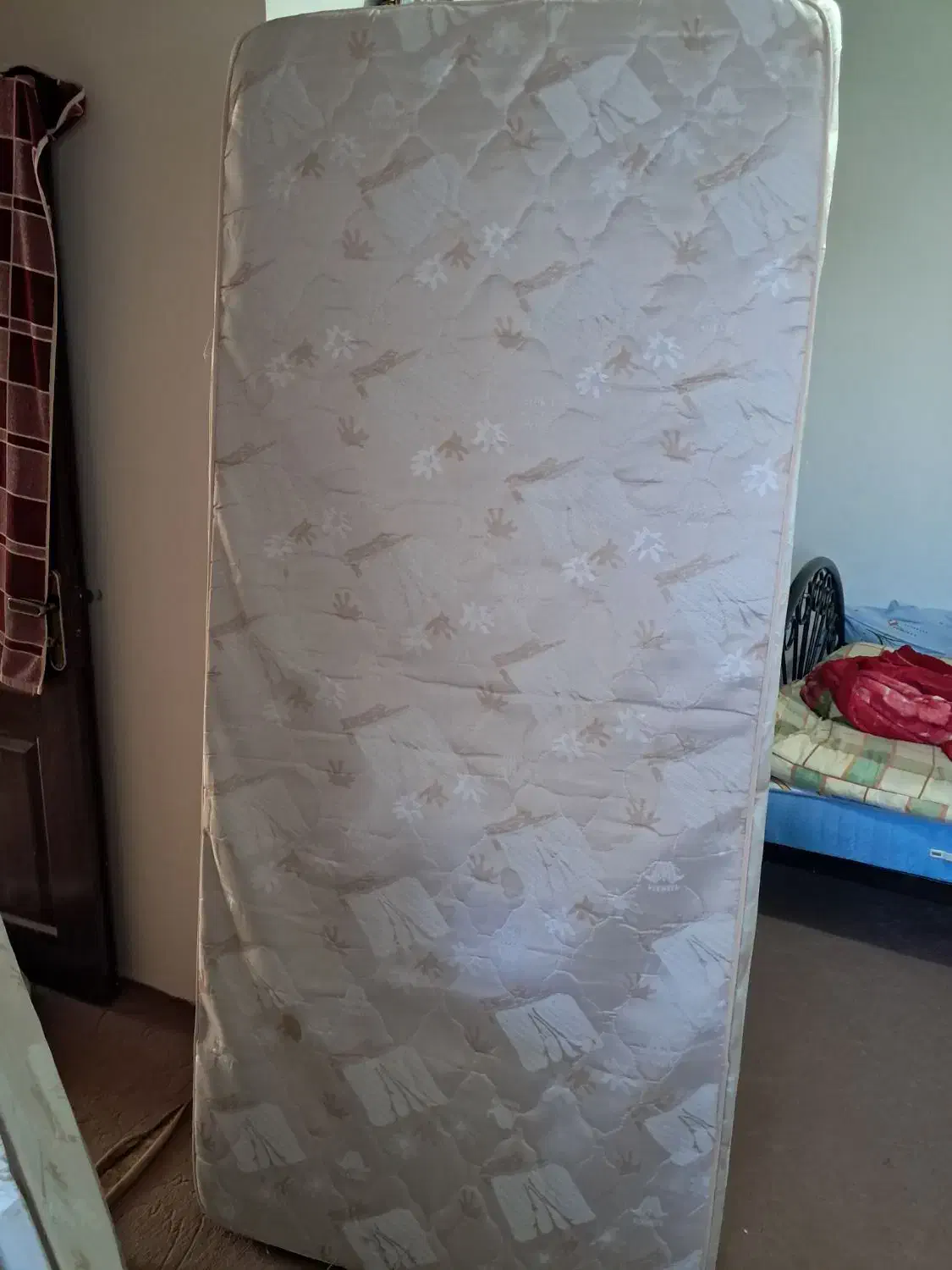 تشک|تشک تختخواب|کرمان, |دیوار