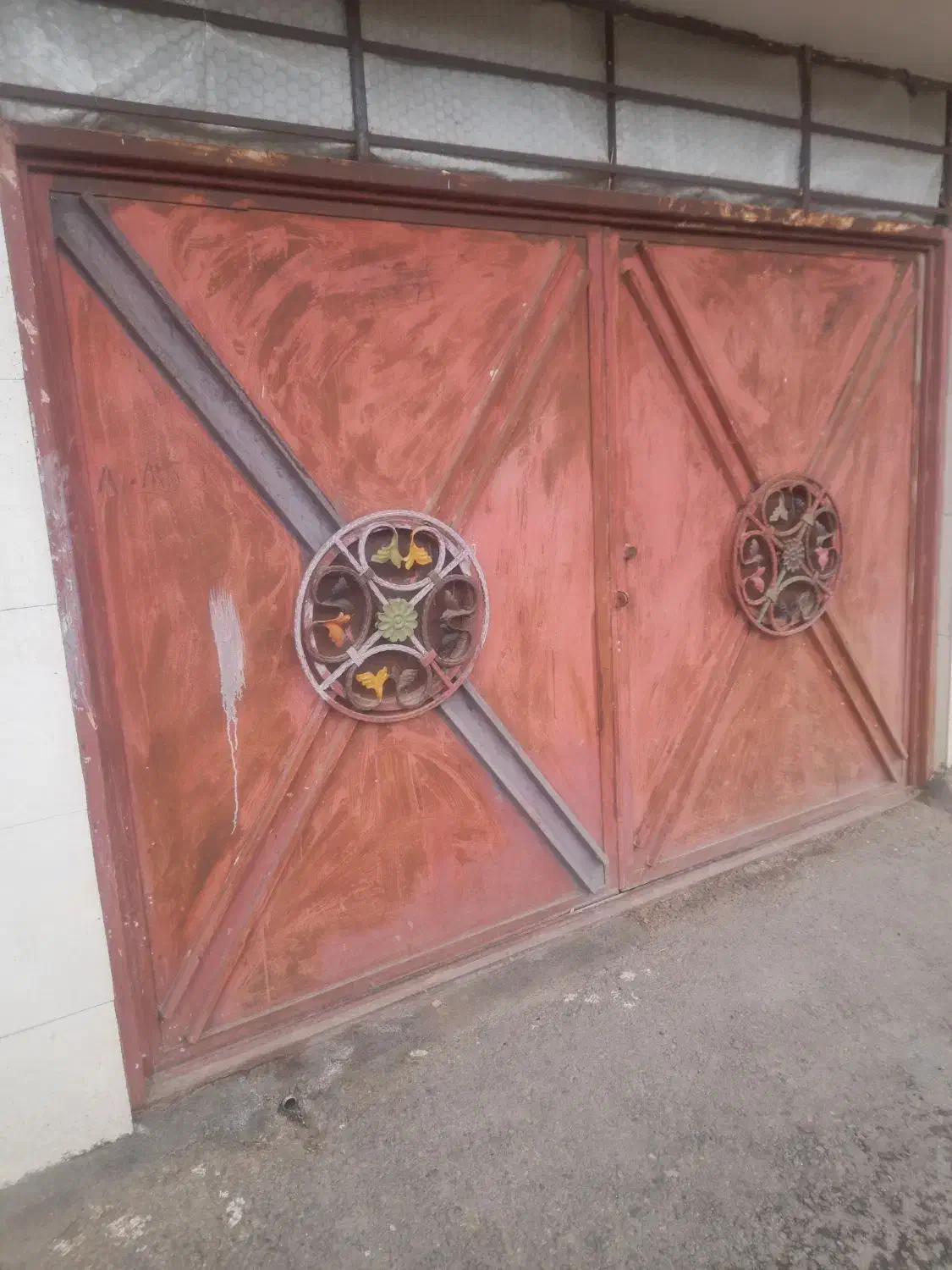 درب پارکینگ|مصالح و تجهیزات ساختمان|ملایر, |دیوار