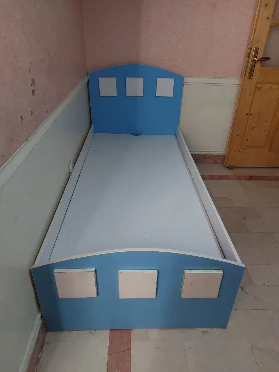 کمد تخت فرش لوستر|تخت و سرویس خواب|نسیم‌شهر, |دیوار