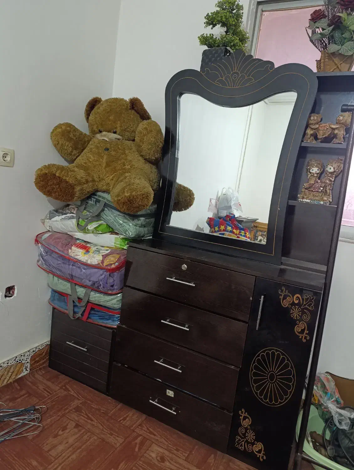 دراور|جاکفشی، کمد، دراور|گرگان, |دیوار