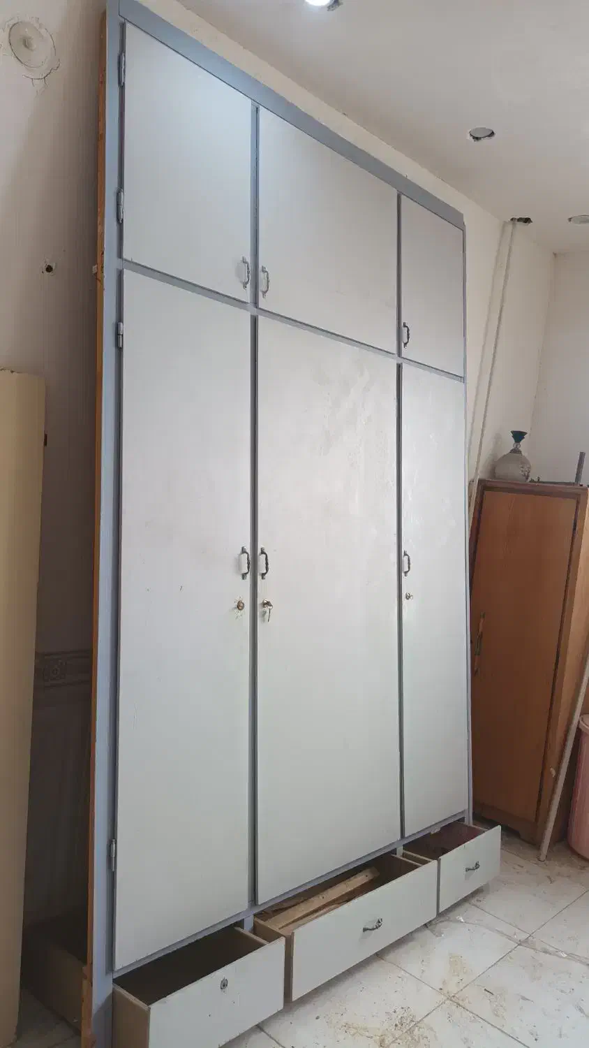 کمد دیواری|جاکفشی، کمد، دراور|اهواز, شهرک رزمندگان|دیوار