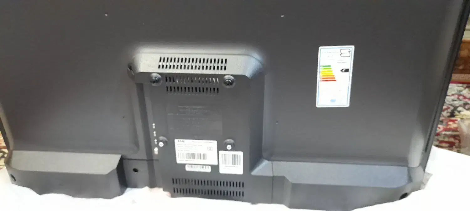 ال ای دی 32اینچ سام فابریک- ساده هست دیجیتال نداره|تلویزیون و پروژکتور|چابهار, |دیوار