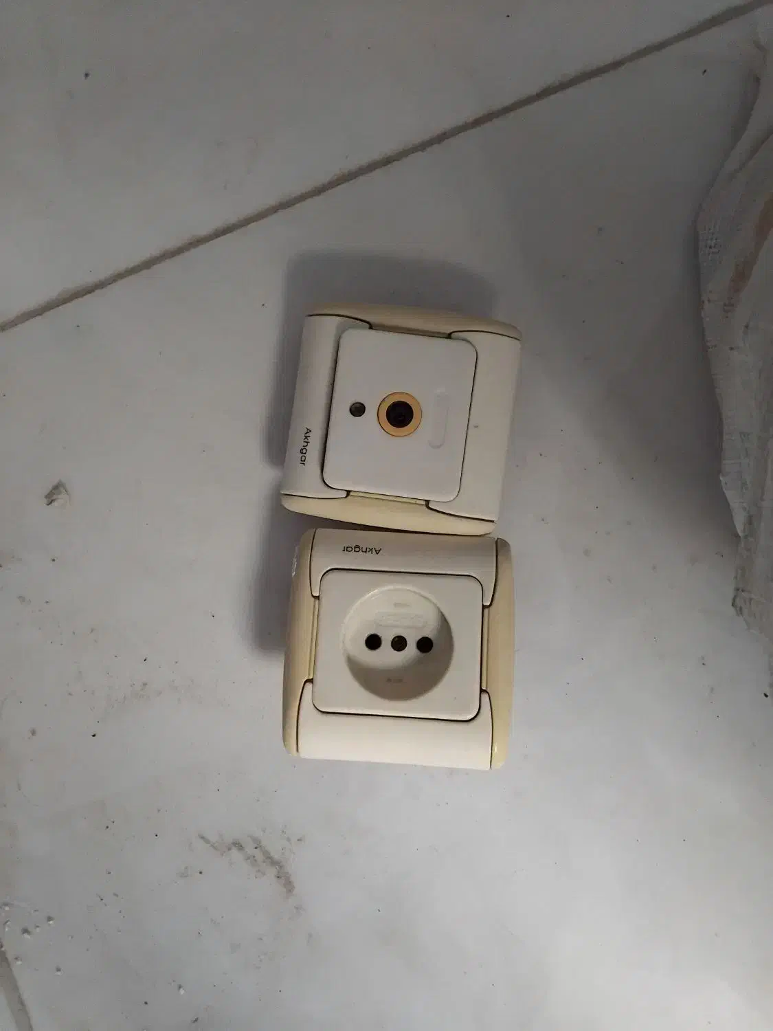 رو شویی دست شویی|لوازم سرویس بهداشتی|کوهرنگ, |دیوار