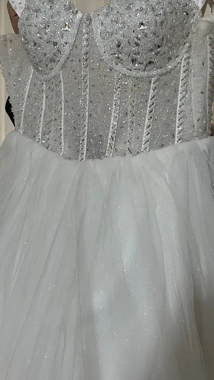 لباس عقد|لباس|همدان, |دیوار