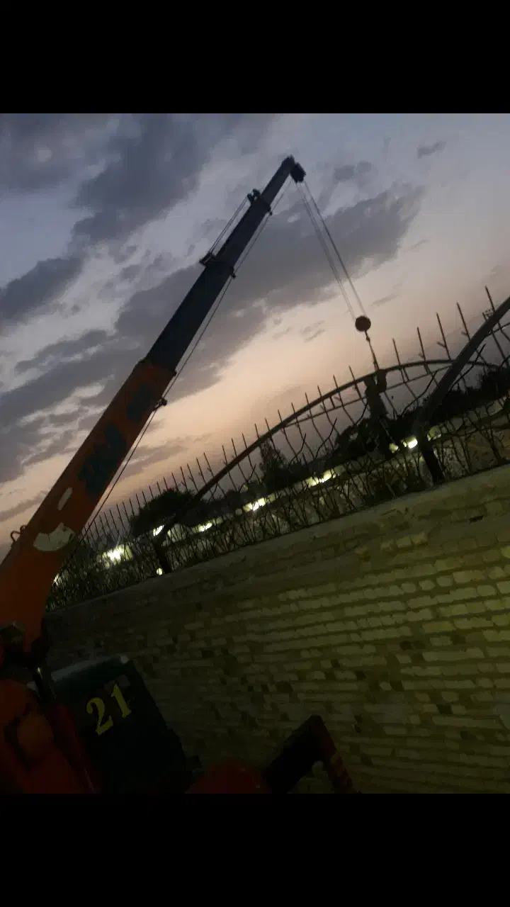 جرثقیل خاور۳تن دکل بلندباسبد|خدمات حمل و نقل|آران و بیدگل, |دیوار