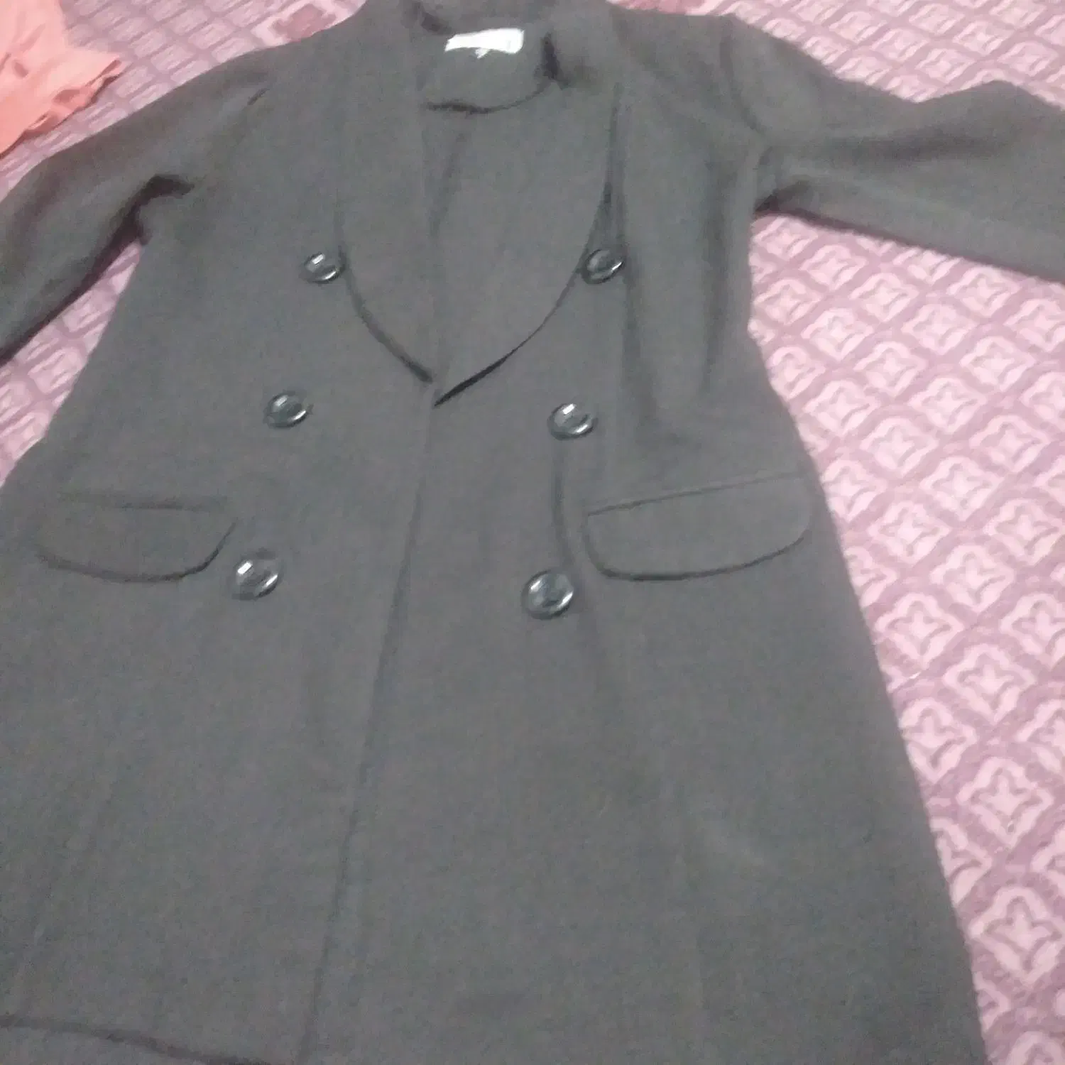 چند عدد مانتو کاملا سالم به فروش میرسد|لباس|کرج, کمال‌شهر|دیوار