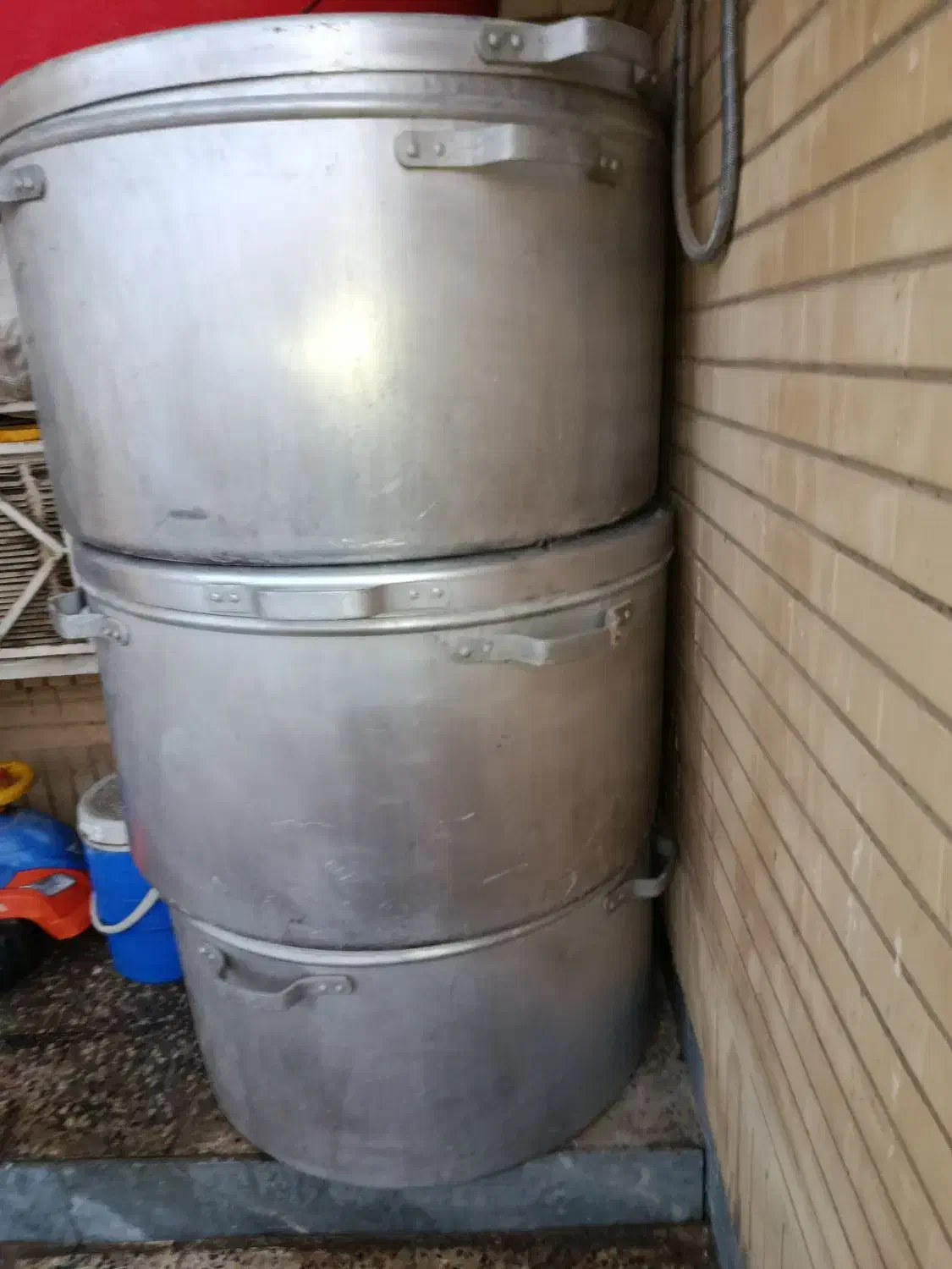 دیگ بزرگ اشپزخانه|ظروف پخت‌وپز|باوی, |دیوار