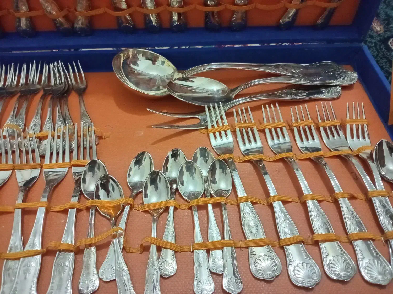 سرویس قاشق و چنگال|ظروف سرو و پذیرایی|بوشهر, |دیوار