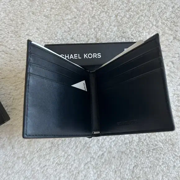 کیف پول MICHAEL KORS اورجینال آمریکایی|کیف، کفش، کمربند|کرج, گلشهر|دیوار