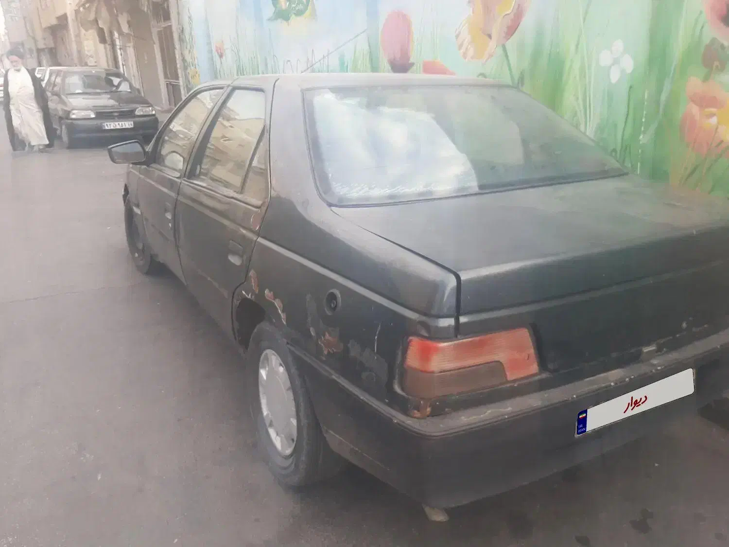 پژو۲۰۰۰ مدل۸۰|خودرو سواری و وانت|قم, قم نو|دیوار