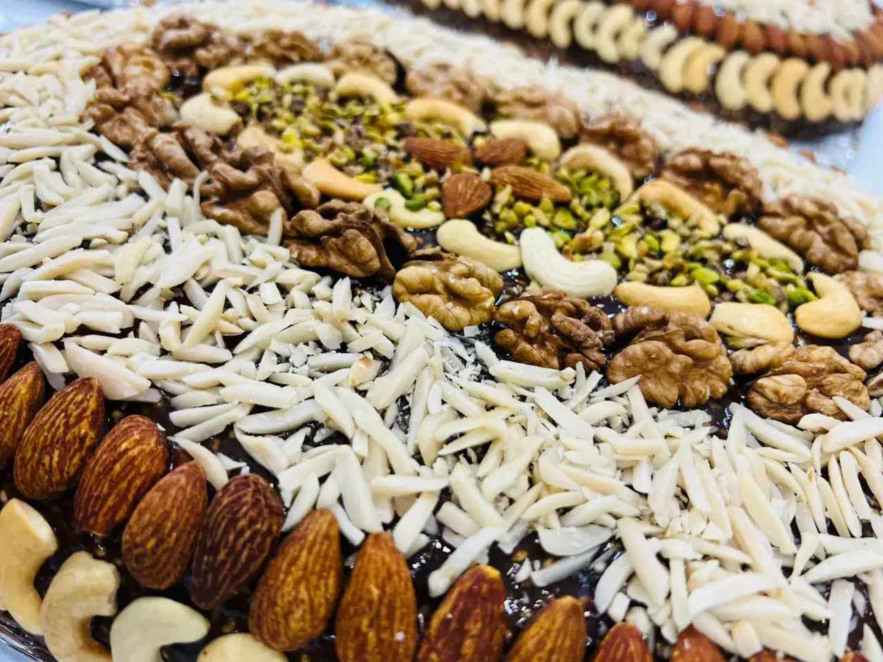 معجون آجیلی فله و رولتی تبریز|خوردنی و آشامیدنی|تهران, بهداشت|دیوار