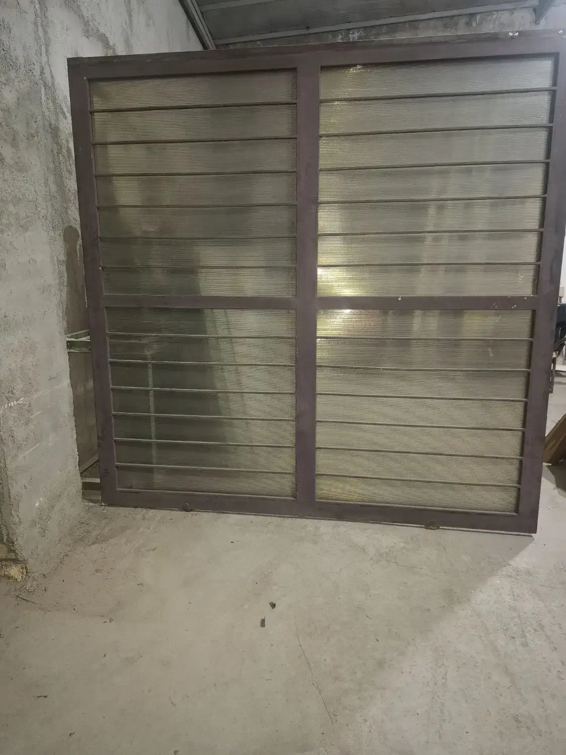 درب ریلی و 2 لنگه|مصالح و تجهیزات ساختمان|شاهینشهر, گرگاب|دیوار