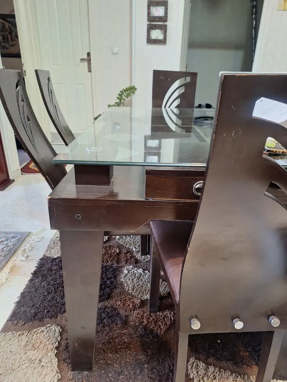 ناهار خوری کلاسیک زیبا|میز و صندلی غذاخوری|شهرکرد, |دیوار