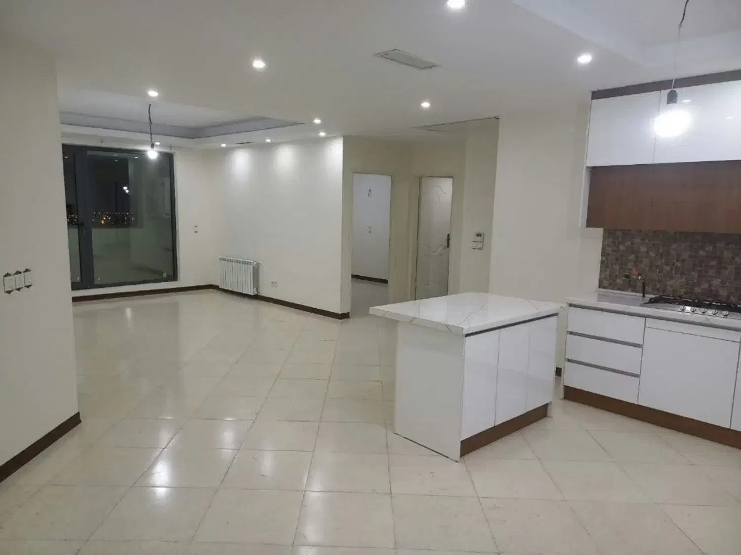 آپارتمان 108متر 2خواب جنوبی ردیف اول شهرک خرازی