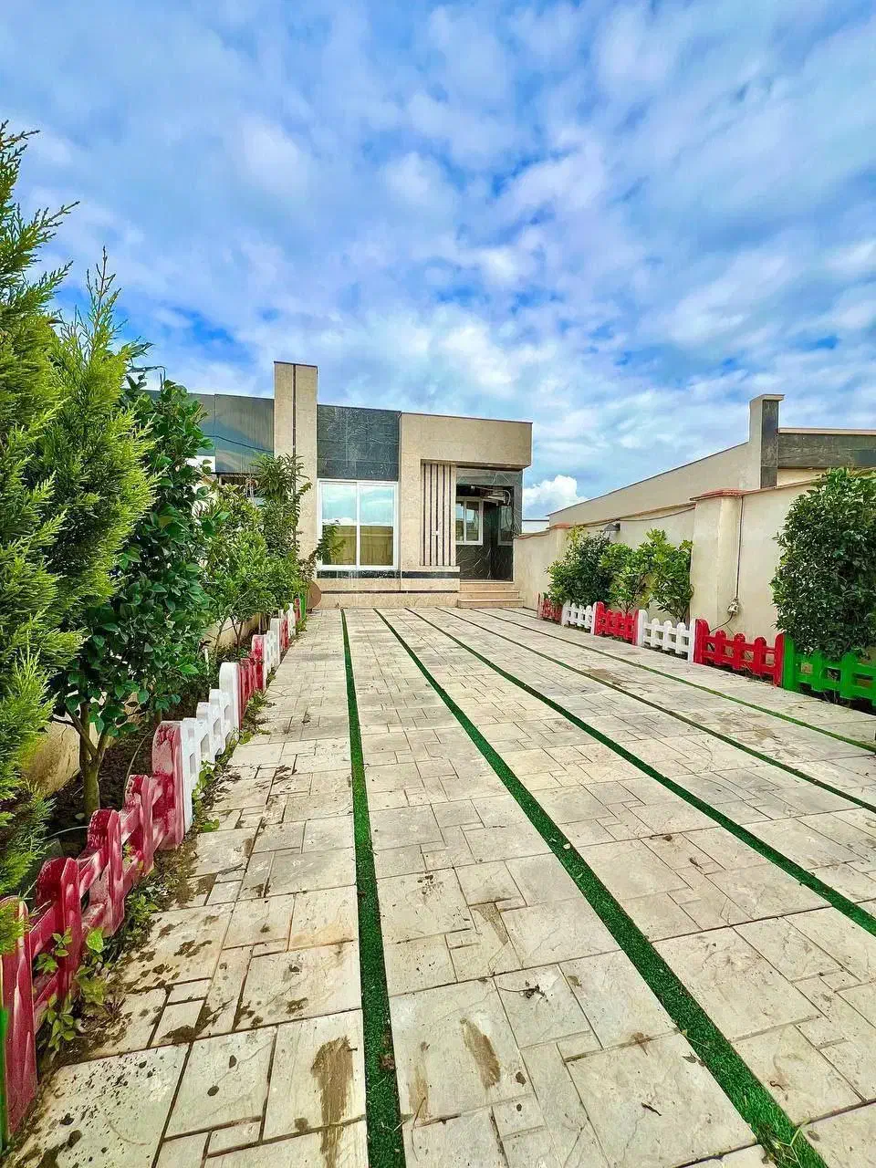 ویلا ۱۶۰م سنددار اهودشت مبله شهرک با اصالت|فروش خانه و ویلا|چمستان, |دیوار