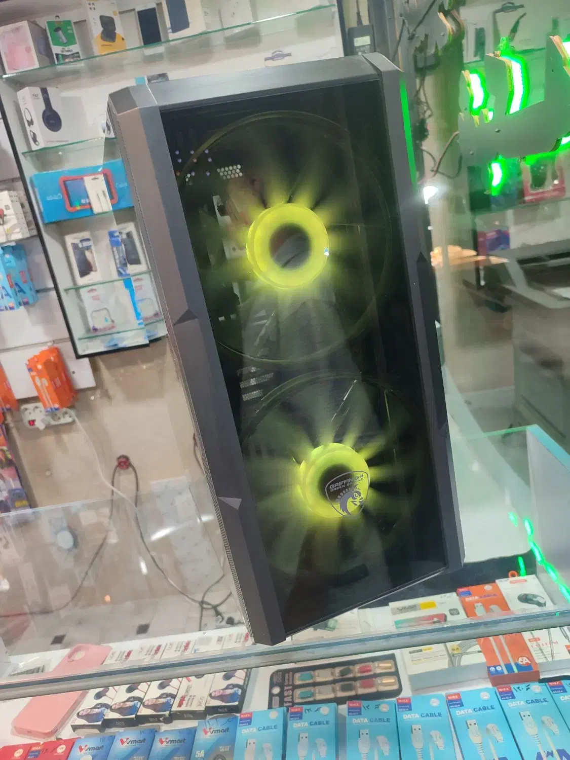 قاب کیس green G4|قطعات و لوازم جانبی رایانه|قم, شهرک مهدیه (مدرس)|دیوار
