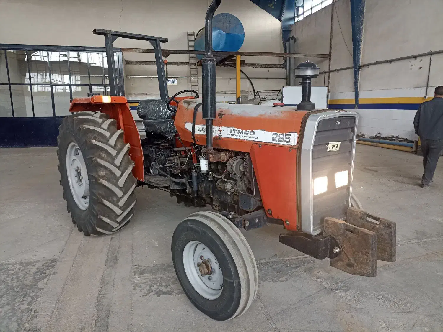 تراکتور  ۲۸۵|خودرو سنگین|نهاوند, |دیوار