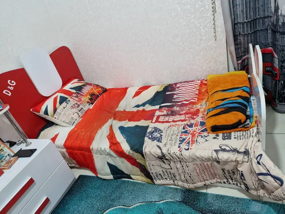 تخت و کمد و فرش اتاق کودک|اسباب و اثاث بچه|ری, دولت‌آباد|دیوار