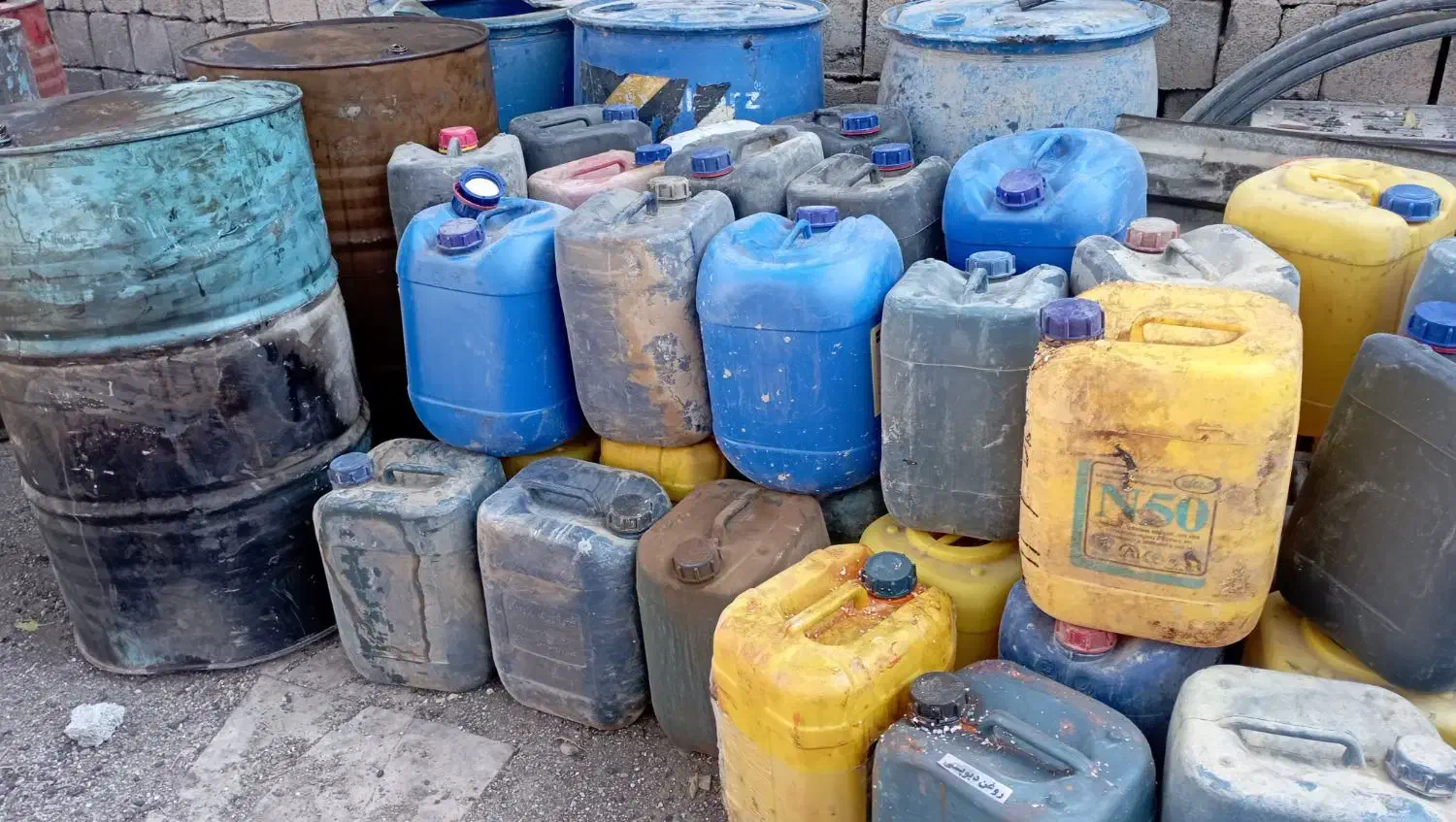 فروش روغن سوخته جهت کار ساختمانی و قالب بندی|عمده‌فروشی|شهریار, اسد‌آباد|دیوار