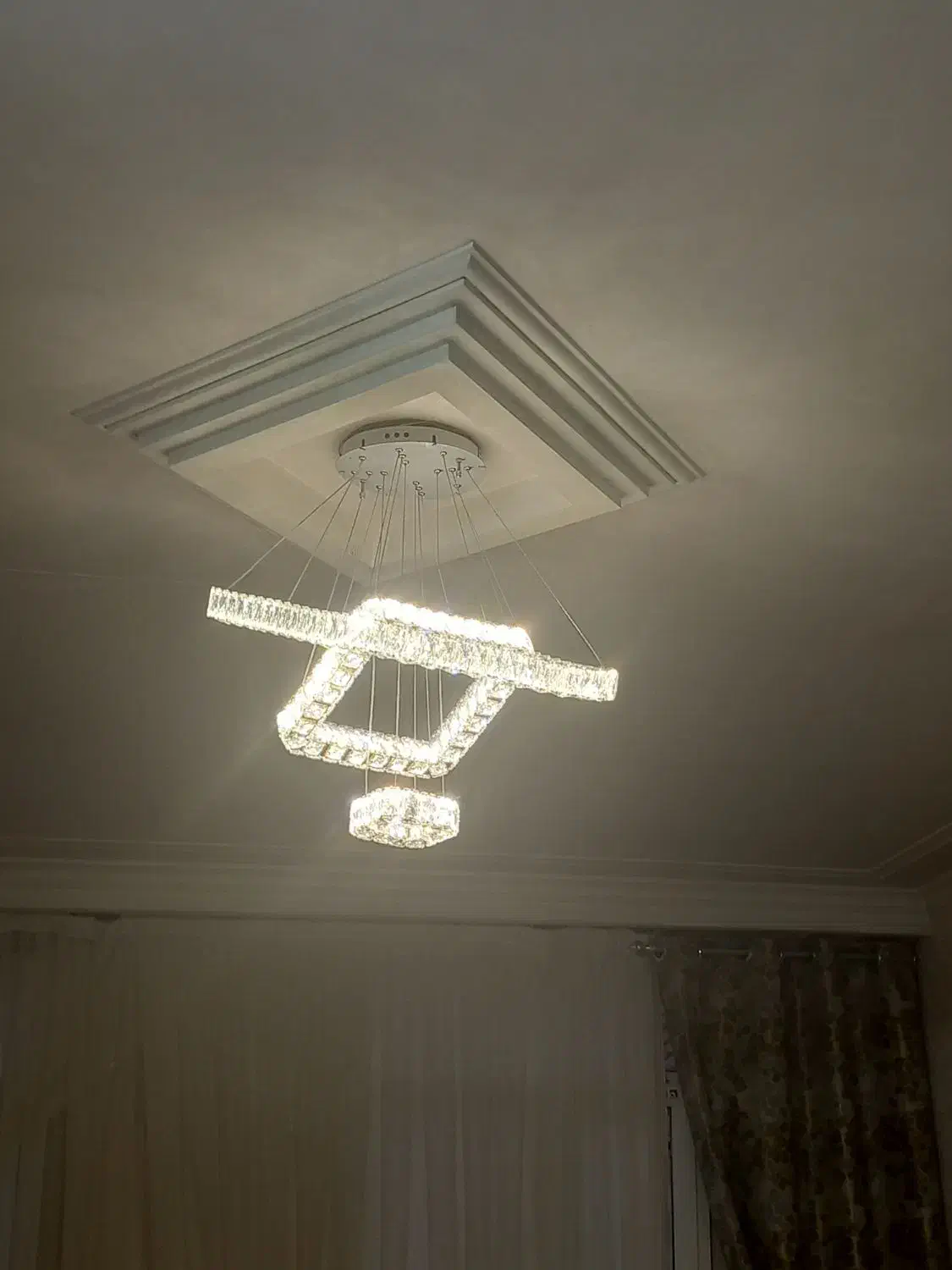 لوستر کهکشانی|لوستر و چراغ آویز|رباط‌کریم, رباط‌کریم|دیوار