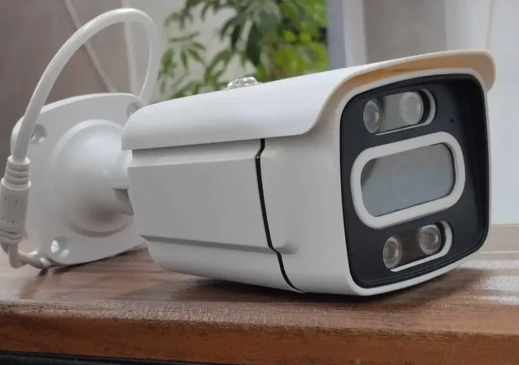 نصب راحت و سریع دوربین مداربسته/دزدگیر/گارانتی دار|دوربین مداربسته|چابکسر, |دیوار