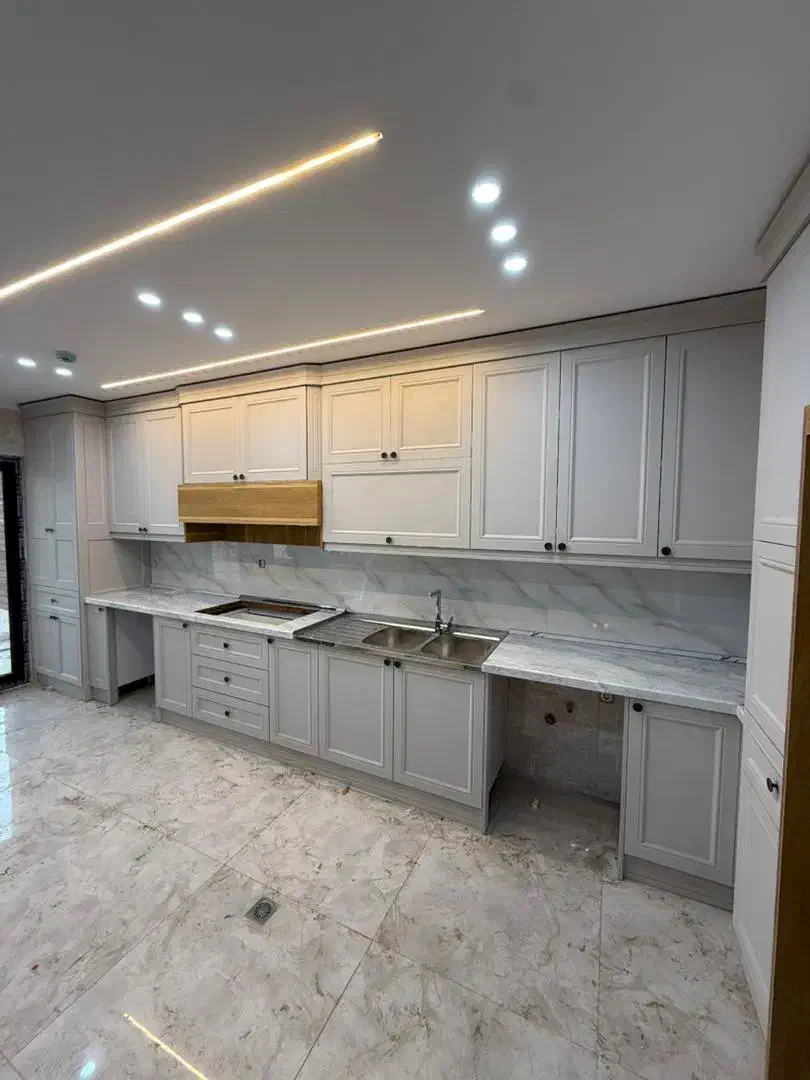 فرصت استثنایی برای زندگی در واحدی لوکس و نوساز|فروش آپارتمان|بروجرد, |دیوار