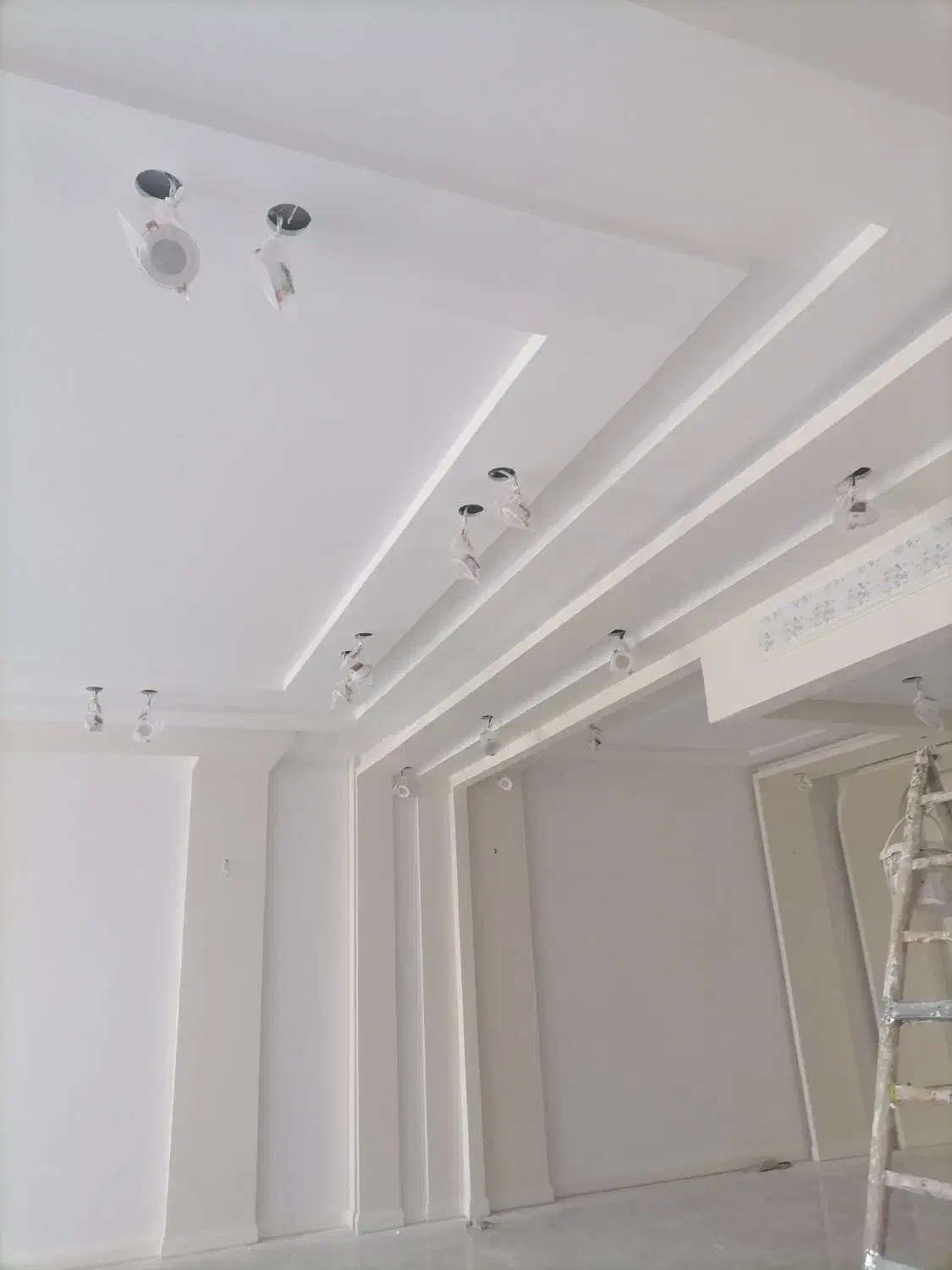 نقاشی ساختمان|خدمات پیشه و مهارت|مشهد, شهید بهشتی|دیوار