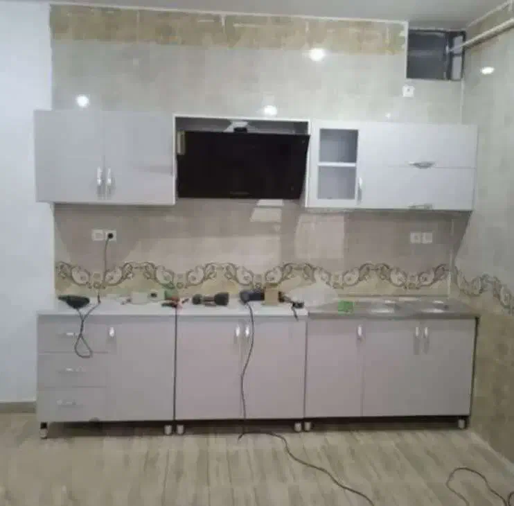 کابینت بدنه فلزی درب چوبی/6متری 3.3SAS|مصالح و تجهیزات ساختمان|قم, پردیسان|دیوار