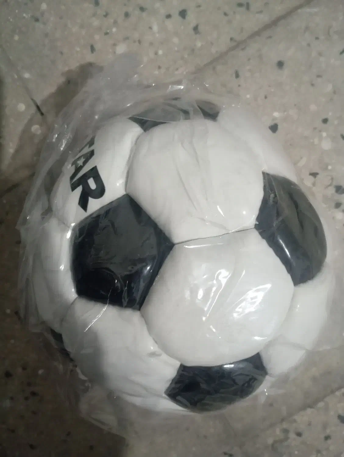 توپ فوتبال تولیدی قیمت عالی|ورزش‌های توپی|شاهدشهر, |دیوار