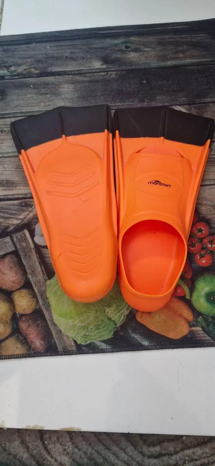 پا  فین|غواصی و ورزشهای آبی|شهرضا, |دیوار