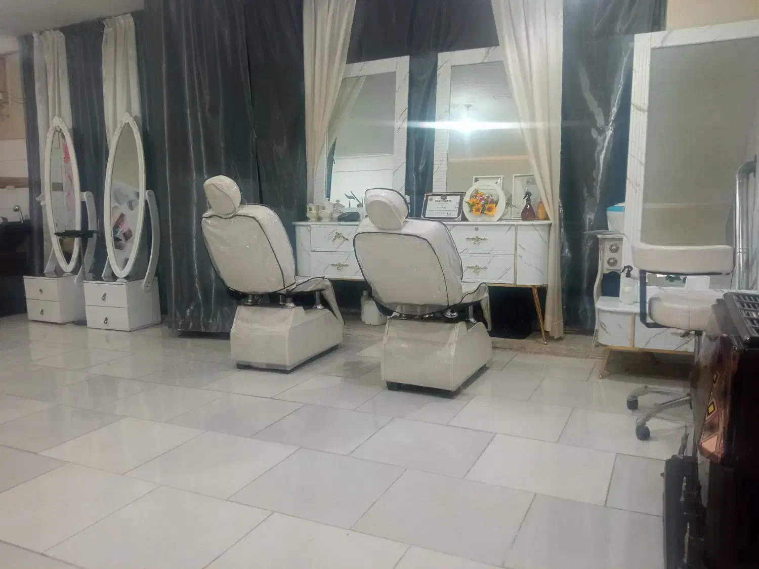 نیازمند همکار در لاین کراتین  میکاپ|آرایشگاه و سالن‌های زیبایی|ارومیه, |دیوار