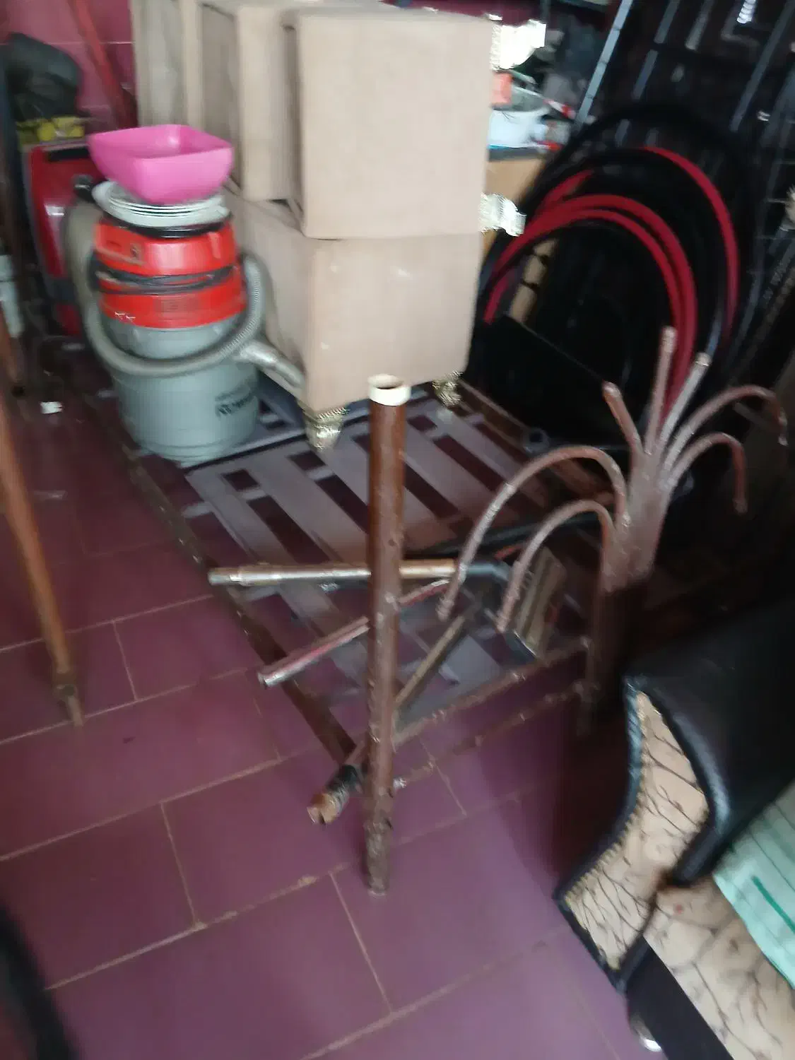 تخت خواب انواع. فومن|تخت و سرویس خواب|فومن, |دیوار