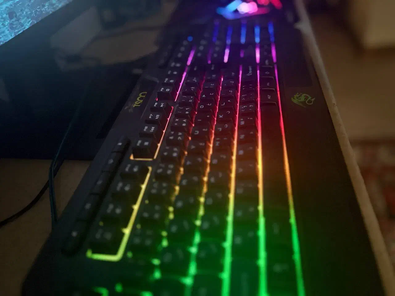 کیبورد و هدست گیمینگ تسکو|قطعات و لوازم جانبی رایانه|اصفهان, باغ گلها|دیوار