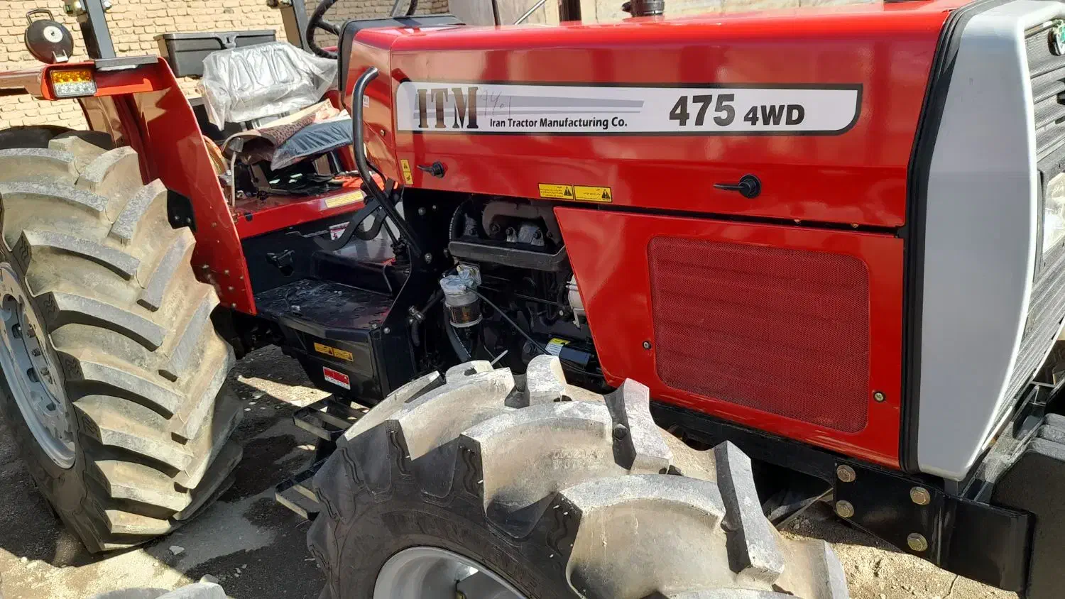 ۴۷۵ جفت خشک|خودرو سنگین|قروه, |دیوار