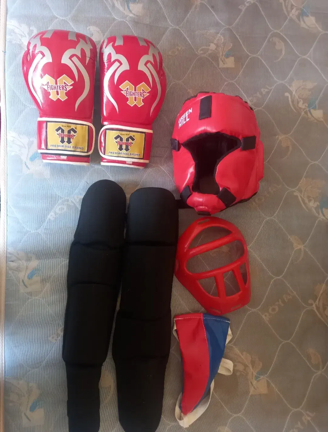 لوازم رزمی مناسب.بوکس. کیک بوکس.موی تای و|تجهیزات ورزشی|صدرا-فارس, فاز ۱|دیوار